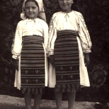 Veronica şi Maria Salvan